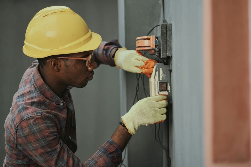 is my electrician qualified
